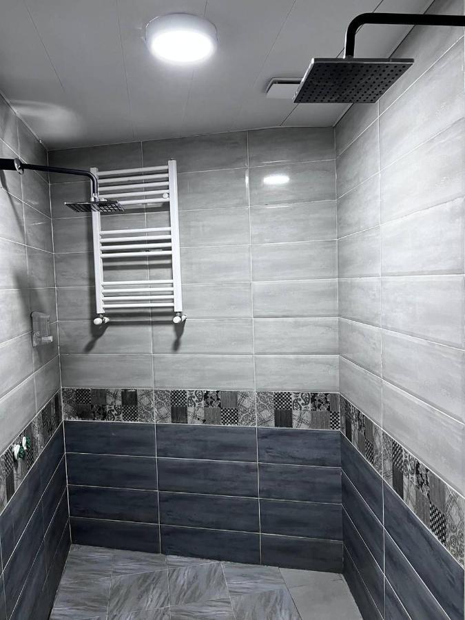 Tbil Home Hostel Tbilissi Extérieur photo
